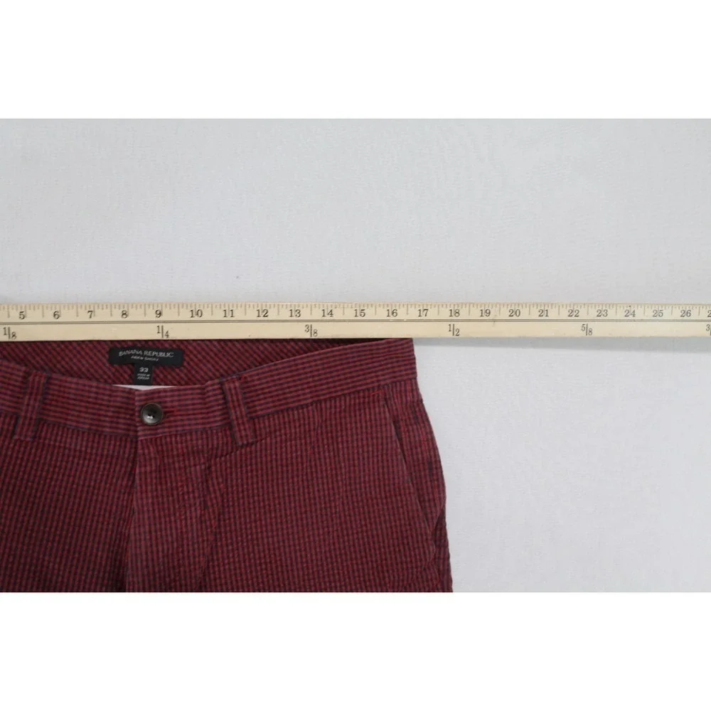 Banana Republic Men Red Black Striped Shorts Aiden Size 33